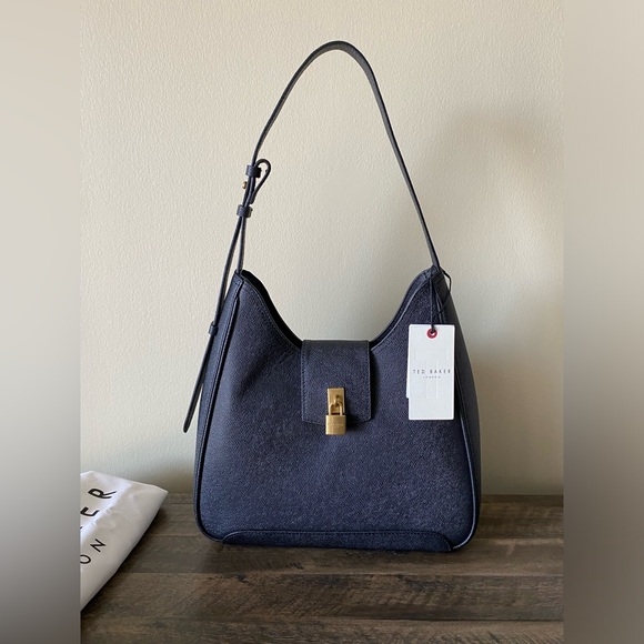 Ted Baker Handbags - Ted Baker London Chelsea Padlock leather shoulder bag
